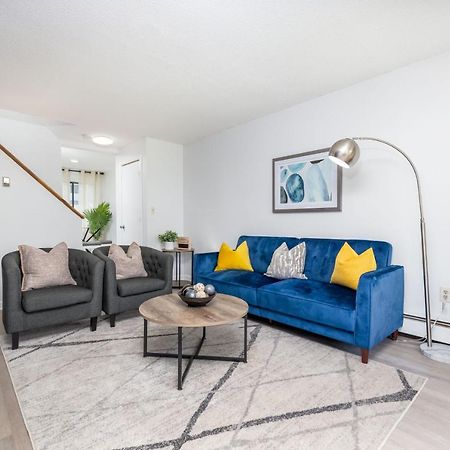 Beautiful 3 Bedroom Condo In Hartford! Eksteriør billede